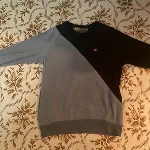 Black and gray aviator nation sweatshirt